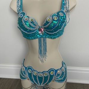 Belly Dancer/Rave Fit